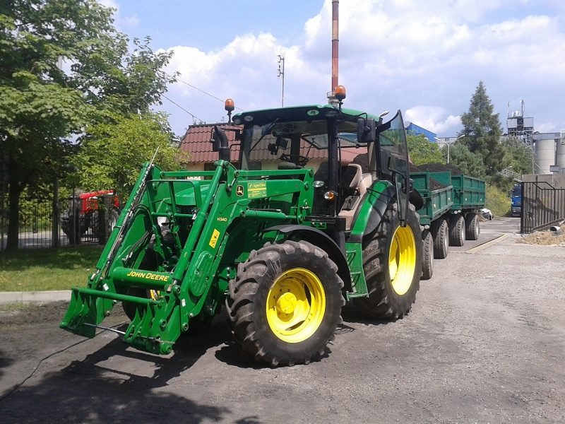 John Deere 6125R + BSS x2