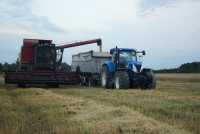 Case IH 1680 & New holland T7030ac