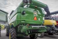 John Deere S670i