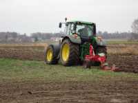 John Deere 6630 + UG Tur R 40 4+1