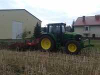 John Deere 6330 & Unia kos