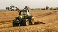 John Deere 7920