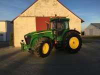 John Deere 7920