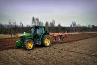 John Deere 6200 & AgroMasz PJ4