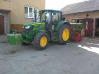 John Deere 6110M z zestawem siewnym