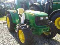 John Deere 5065E