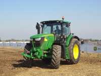 John Deere 6140R