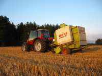 Massey Ferguson 5465 + Claas Variant 180