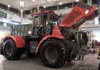 Kirovets K-744 Kirovets K-744