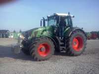 Fendt 826