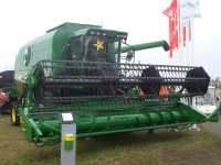 John Deere W440