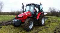 Massey Ferguson 5450 + Kuhn