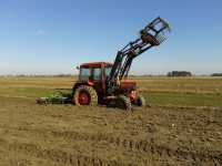 MTZ-82 + Bomet 2,5