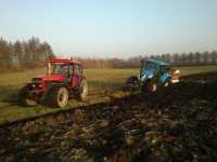 Ursus 1224 Vs New Holland T6080