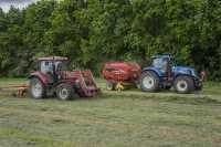 Case IH maxxum 115 multi + Pottinger Eurotop 421N