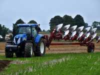 New Holland T6080 & MF 725