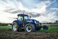 New Holland T7030 AC + Unia Ibis XXLS 5 vario