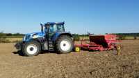 New Holland TvT 170 & Vaderstad Rapid