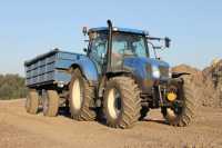 New Holland T6.155 + przyczepa Brandys