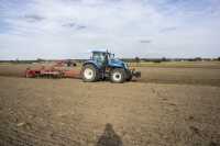 New Holland T7030 AC + Horsch Tiger 3 AS