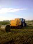 New Holland T6030 & NH RB6090