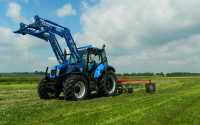 New Holland T5.105 DC / JF Stoll 420 DS