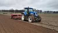 New Holland T6080 i Unia Mars B , Kongskilde Demeter 4000