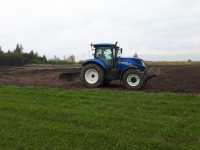 New Holland T7.175 & spych