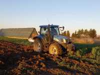New Holland Ts 110a  & Vogel