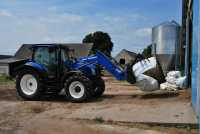 New Holland T6030 Delta