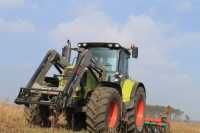 Claas Arion 630