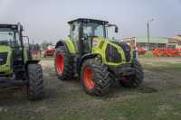 Claas Axion 830