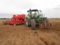 Deutz-Fahr Agrotron M650 i Vaderstad Spirit 400 S Next