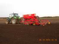 Deutz-Fahr Agrotron M650 i Vaderstad Spirit 400 S Next