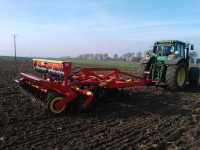 John Deere 6920S + Vaderstad Cultus 300