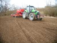 Deutz-Fahr Agrotron M650 i Vaderstad Spirit 400 S Next