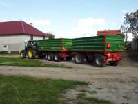 John Deere 6630 z przyczepami