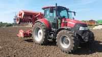 Case Farmall 95U & Famarol