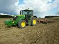 JD 6140R & KUHN HXL 44