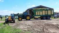 John Deere 6195M i Krone MX370GD