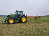 JD 6R 230 & Claydon