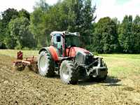 Lindner Geotrac 124 + Horsch Terrano 3 FX