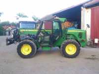 John Deere 3420