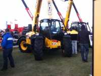 JCB 526-56